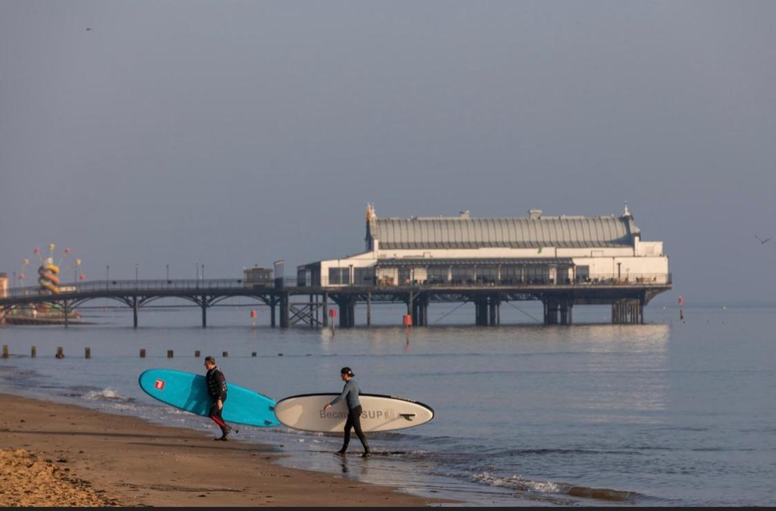 Megs Island Guest House Cleethorpes Exterior foto